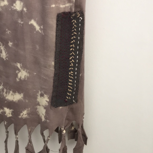 Free People. Brown, fringed top, gently worn. 100% cotton, machine washable. - Picture 4 of 5